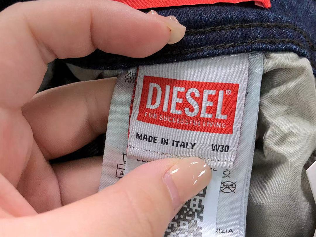 Diesel 225 DIESEL - Image 24