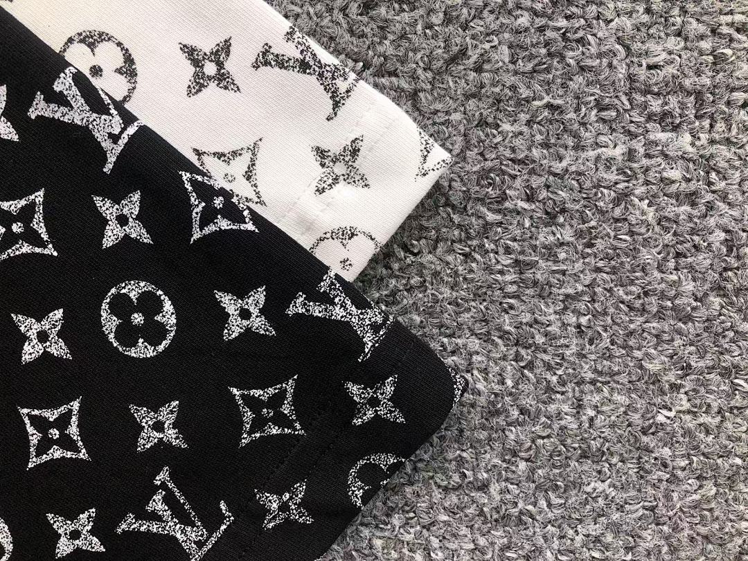 Louis Vuitton 108 L⭐ T-SHIRT 41061312126 (Im 170Cm 60Kg I Wear Size XS In The Phot) - Image 15