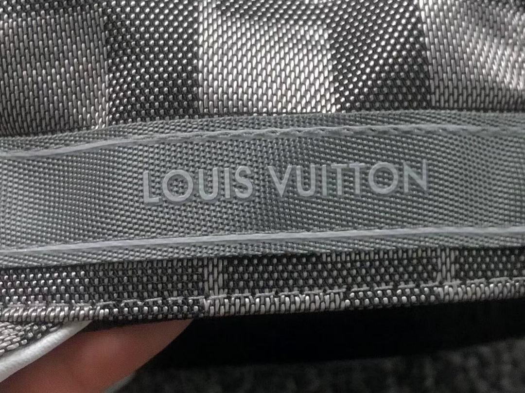 Louis Vuitton 98 L⭐ - Image 7