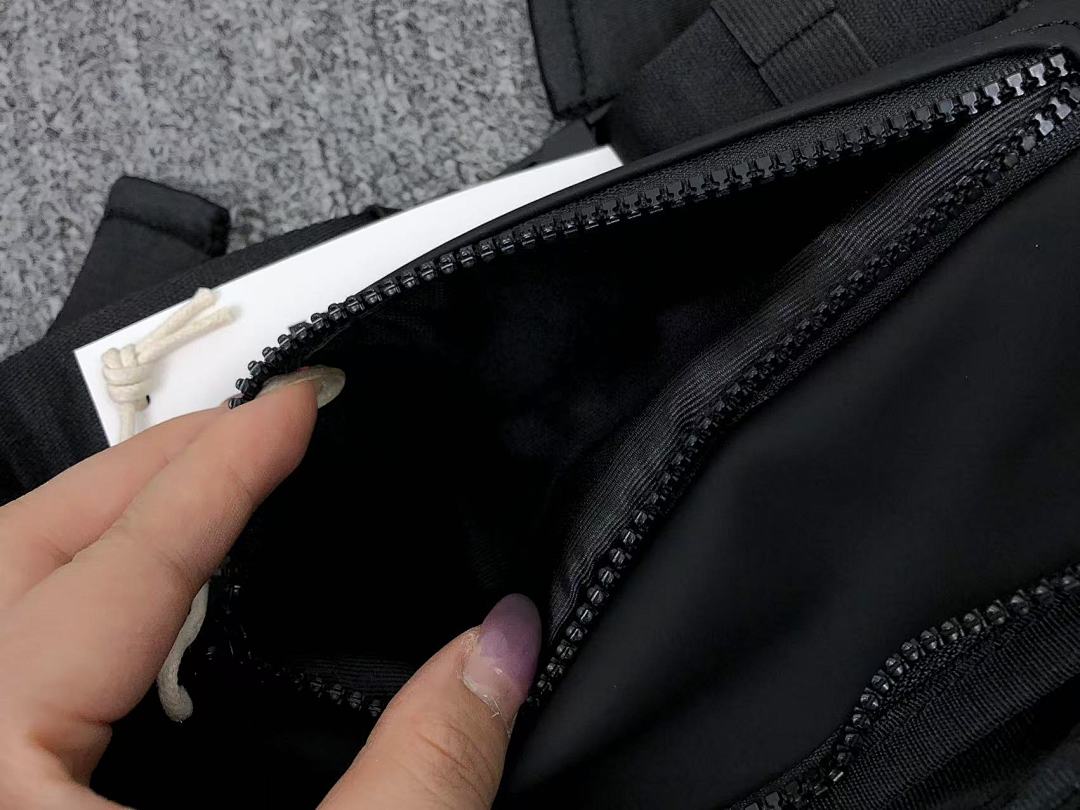 Fear of God 85 FOG BAG 111191066 (Long 28CM* Wide 13CM* High 20CM) - Image 22