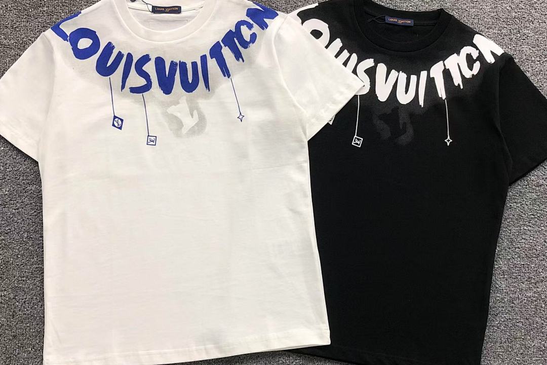 Louis Vuitton 108 L⭐ T-SHIRT 41061306126 (Im 170Cm 60Kg I Wear Size XS In The Phot) - Image 6