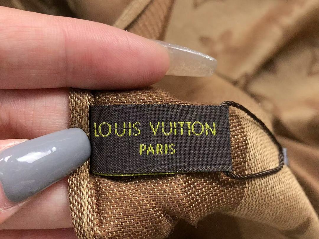 Louis Vuitton 78 L⭐ SCAPF 561105102 (Long 190CM* Wide 68CM*) - Image 9