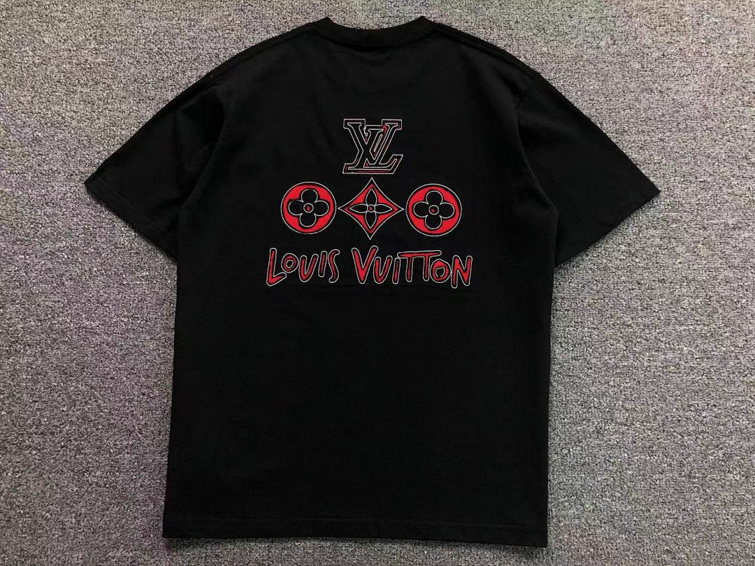 Louis Vuitton 115 L⭐ T-SHIRT 520121520 (Im 170Cm 60Kg I Wear Size M In The Phot) - Image 7