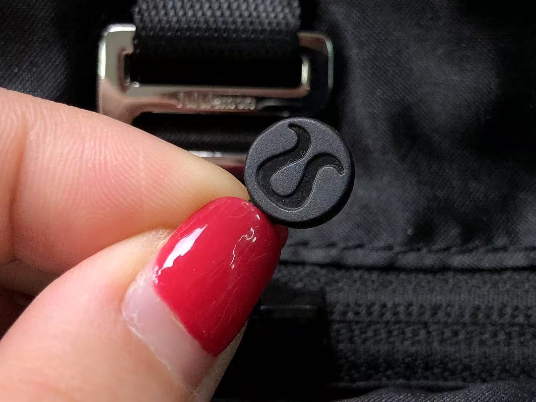 On Running 188 LULULEMON BAG 4206272277 (Long 36CM* Wide 17CM* High 32CM) - Image 28