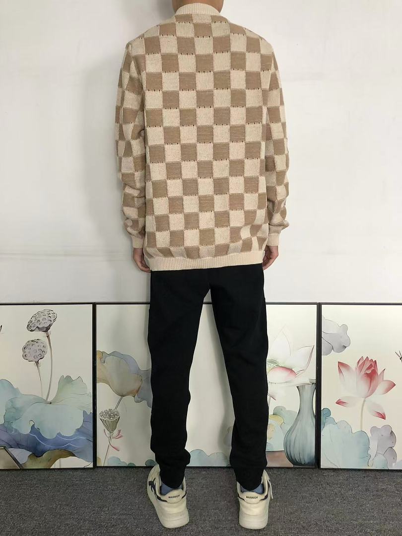 Louis Vuitton 258 L⭐ SWEATER 3208212021 (Im 170Cm 60Kg I Wear Size M In The Phot) - Image 4