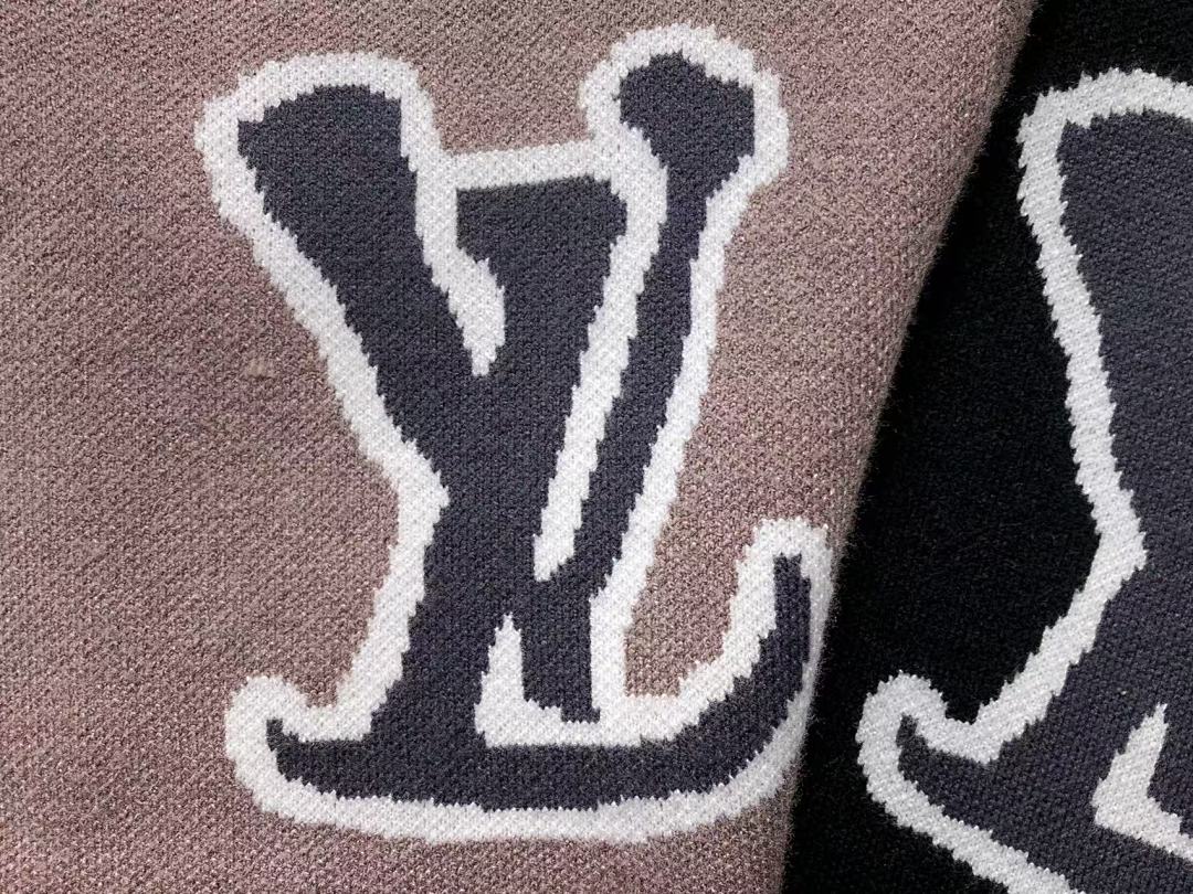 Louis Vuitton 138 L⭐ - Image 11