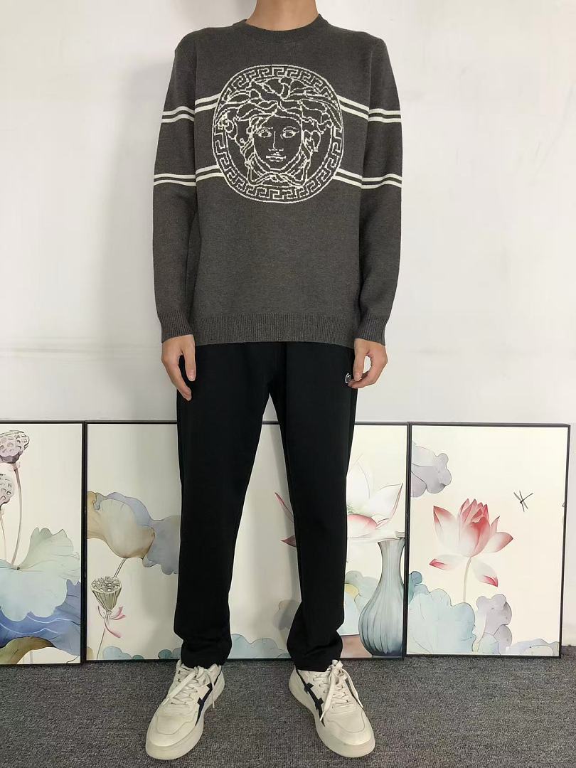 Versace 208 V⭐⭐SA⭐E SWEATER 3208111621 (Im 170Cm 60Kg I Wear Size XL In The Phot) - Image 3
