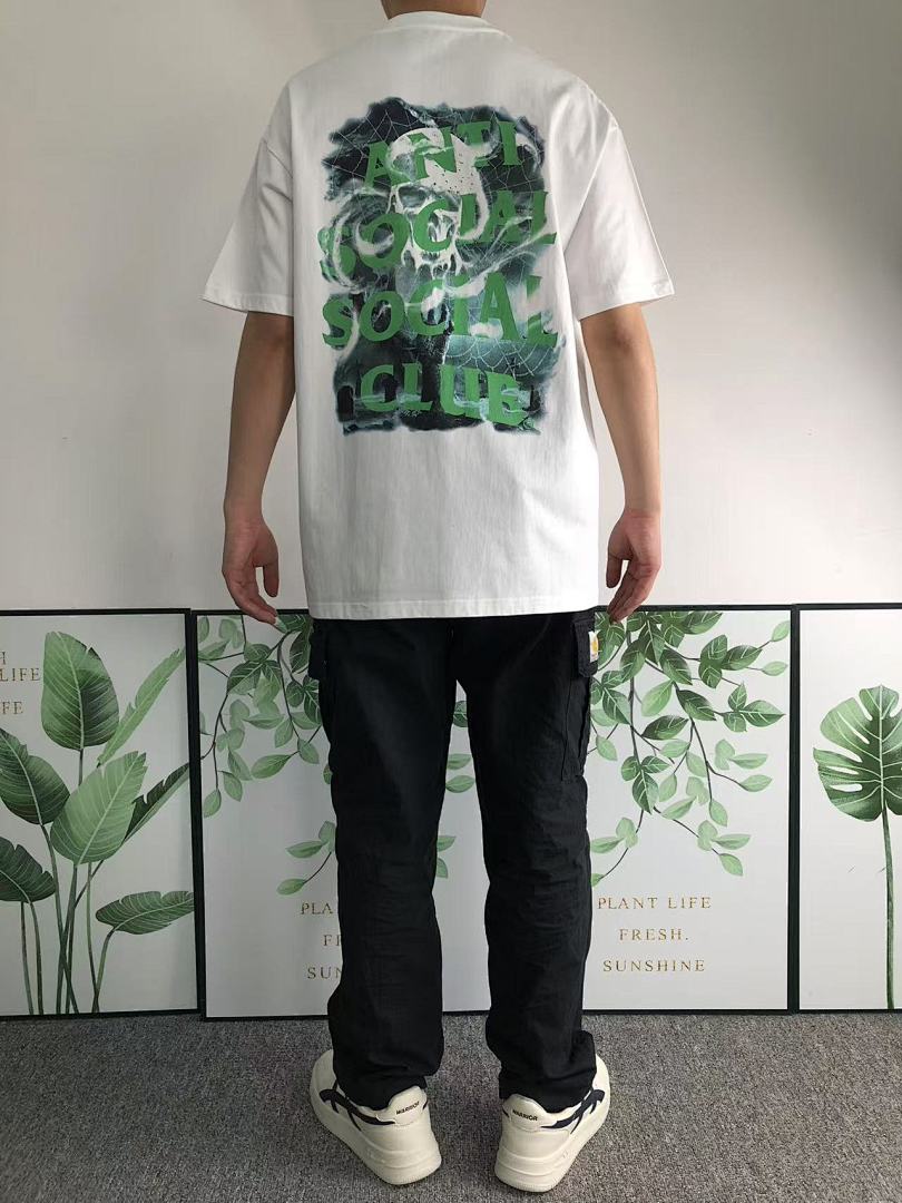 Christian Louboutin 85 ANTI SOCIAL CLUB T-SHIRT 111043002 (Im 170Cm 57Kg I Wear Size L In The Phot) - Image 4