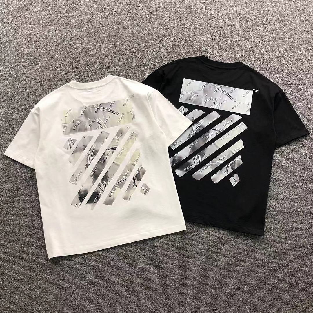 Off-White 105 OFF-WHITE T-SHIRT 5208010119 (Im 170Cm 60Kg I Wear Size M In The Phot)