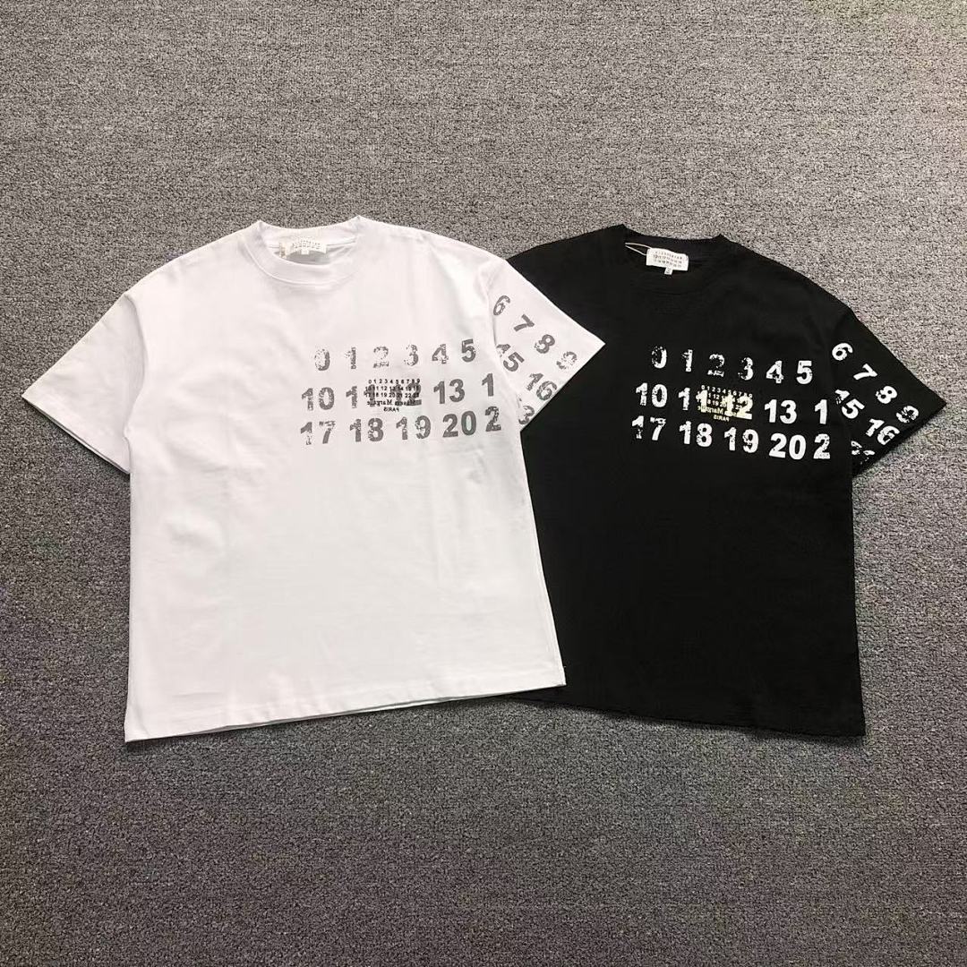 On Running 85 MAISON MARGIELA T-SHIRT 42012414162 (Im 170Cm 60Kg I Wear Size S In The Phot)