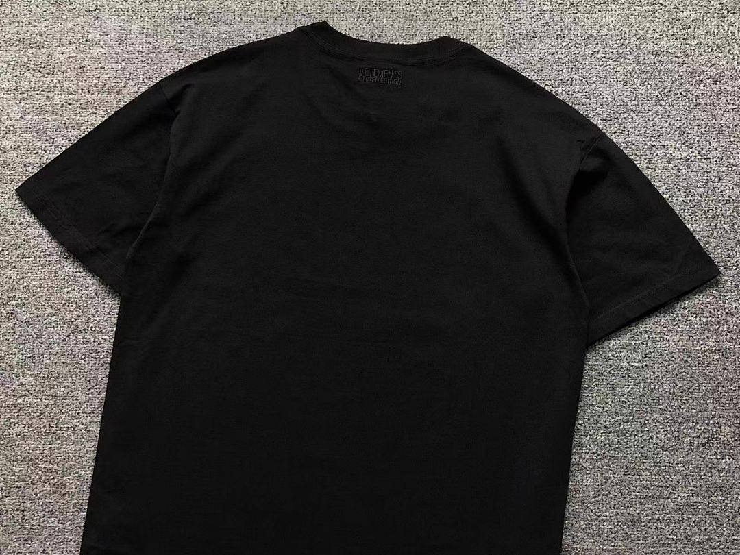 Vetements 88 VETEMENTS T-SHIRT 41091534145 (Im 170Cm 60Kg I Wear Size S In The Phot) - Image 17