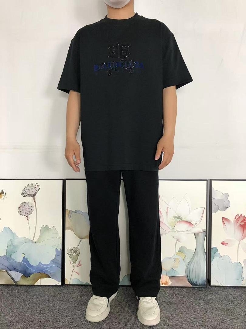 Balenciaga 118 B⭐L⭐⭐⭐IA⭐A T-SHIRT 5232317147 (Im 170Cm 60Kg I Wear Size L In The Phot) - Image 3