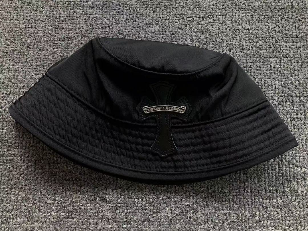 Comme des Garcons 75 C⭐⭐OME HE⭐⭐TS - Image 4