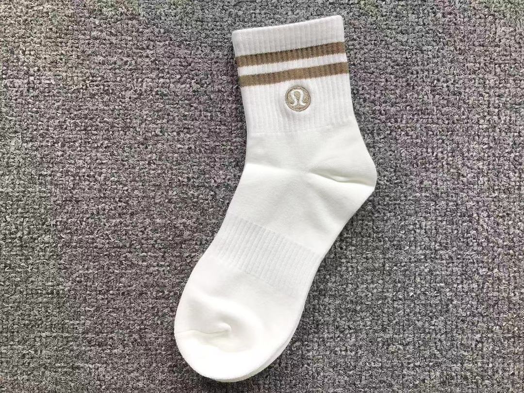 On Running 39 LULULEMON - Image 4