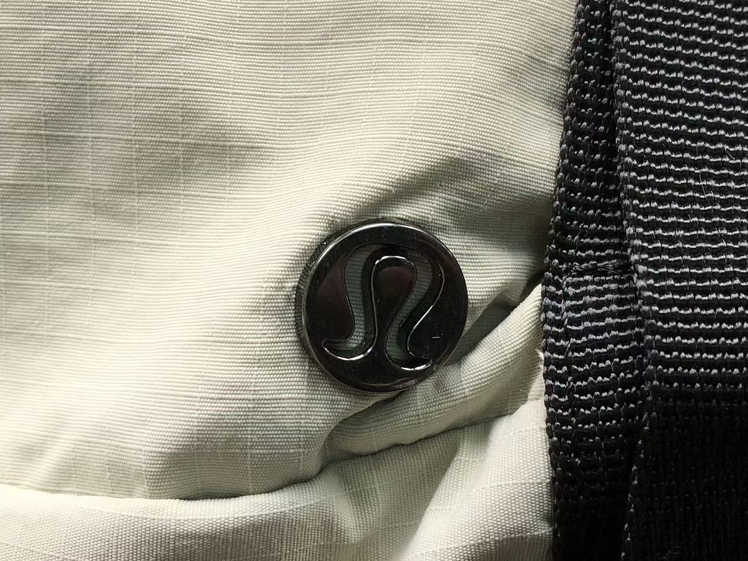 On Running 218 LULULEMON BAG 3205080523 (Long 19CM* Wide 8CM* High 32CM) - Image 28
