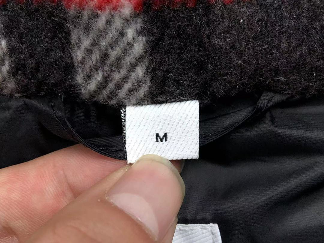 Burberry 785 B⭐R⭐E⭐RY DOWN - Image 43