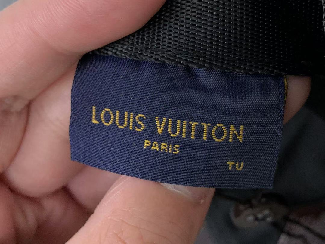 Louis Vuitton 68 L⭐ - Image 17