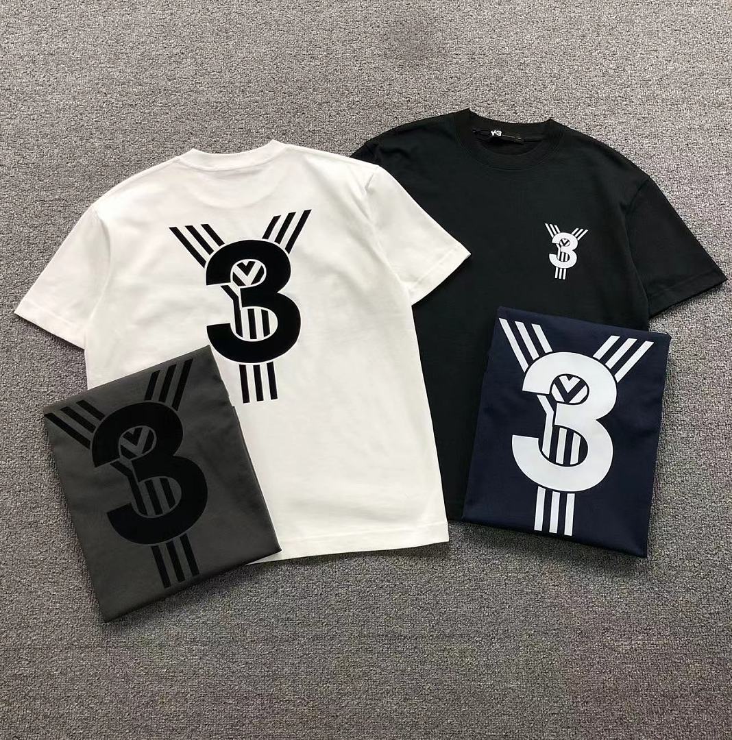 Y-3 125 Y-3 T-SHIRT 3209041521 (Im 170Cm 60Kg I Wear Size L In The Phot)