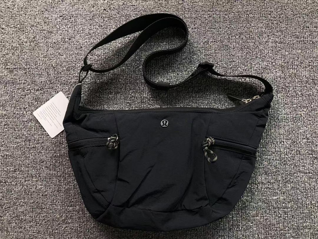 On Running 98 LULULEMON BAG 412170213 (Long 34CM* Wide 5CM* High 20CM) - Image 19