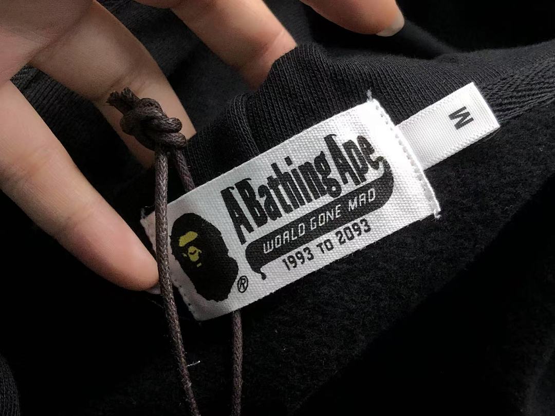 Bape 265 BAPE HOODIE 3108261611 (Im 170Cm 60Kg I Wear Size M In The Phot) - Image 20