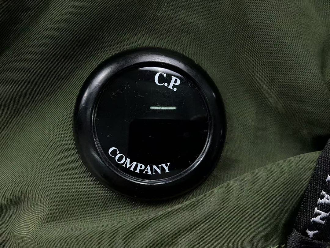 C.P. Company 138 CP BAG 411110529 (Long 21CM* Wide 6CM* High 15CM) - Image 10