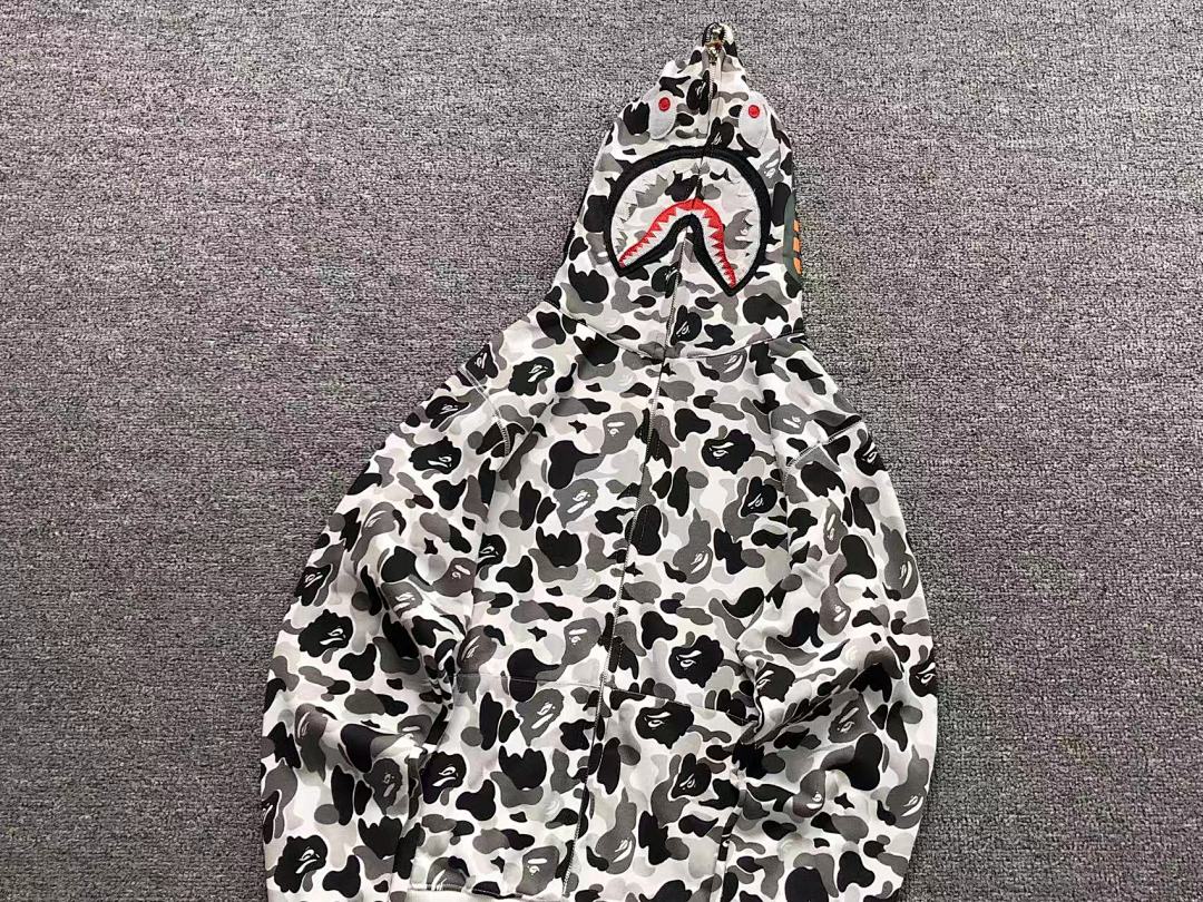 Bape 175 BAPE HOODIE 3110292517 (Im 170Cm 60Kg I Wear Size M In The Phot) - Image 8