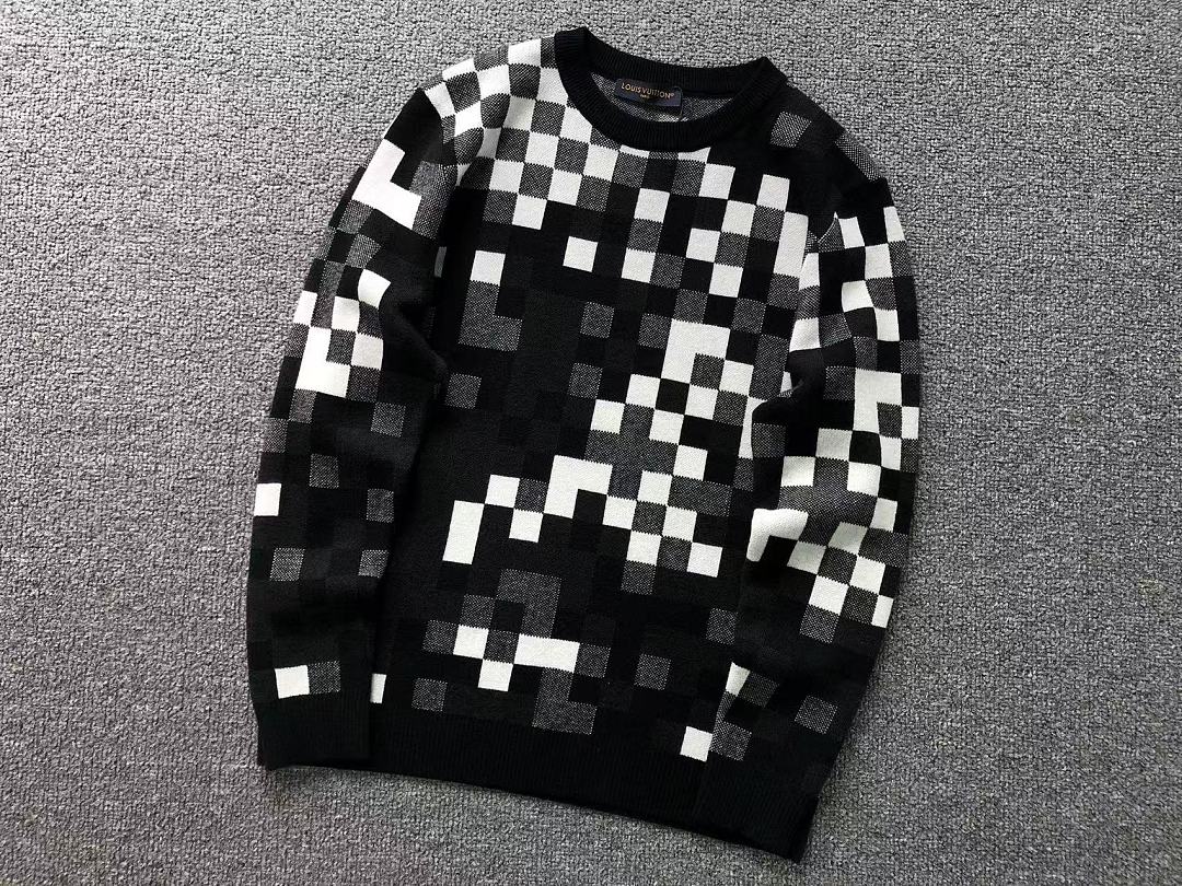 Louis Vuitton 208 L⭐ SWEATER 3208160221 (Im 170Cm 60Kg I Wear Size M In The Phot) - Image 10