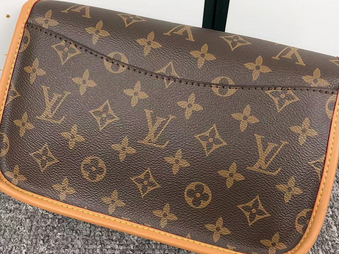 Louis Vuitton 458 L⭐ BAG 412231524 (Long 25CM* Wide 9CM* High 17CM) - Image 6