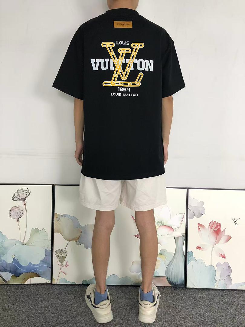 Louis Vuitton 129 L⭐ T-SHIRT 126271060 (Im 170Cm 60Kg I Wear Size XL In The Phot) - Image 4