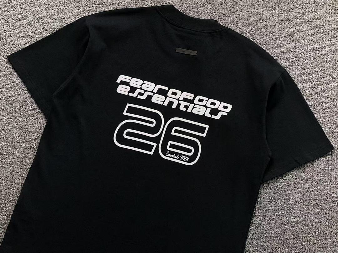 Fear of God 105 FOG T-SHIRT 3204040617 (Im 170Cm 60Kg I Wear Size S In The Phot) - Image 15