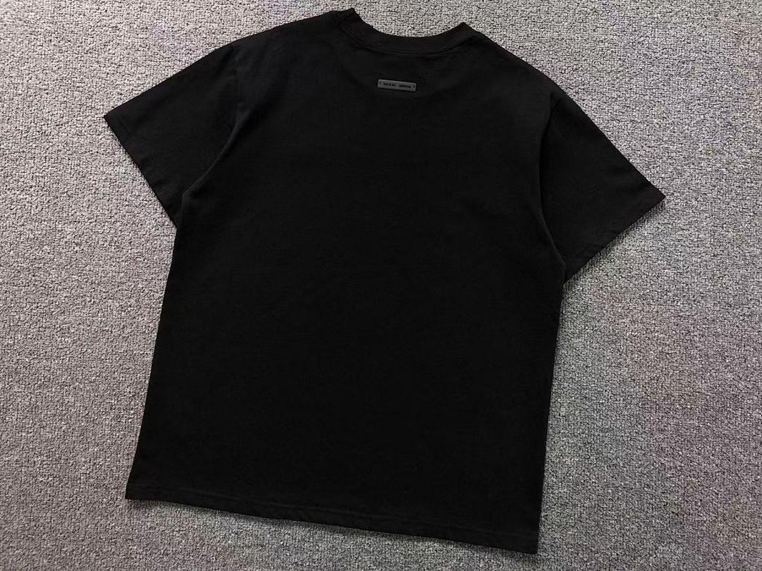 Fear of God SHORTS 125 FOG T-SHIRT - Image 16