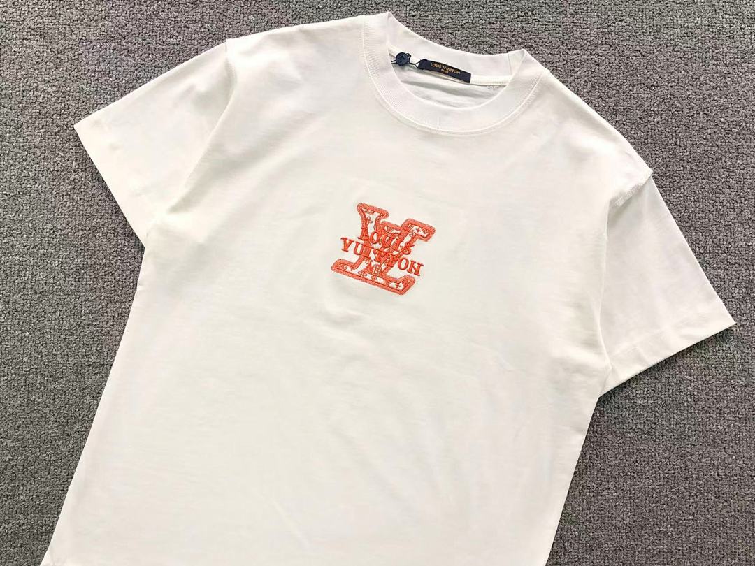 Louis Vuitton 115 L⭐ T-SHIRT 510102481 (Im 170Cm 60Kg I Wear Size S In The Phot) - Image 11