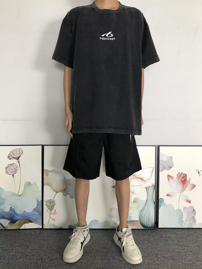 Balenciaga 129 B⭐L⭐⭐⭐IA⭐A T-SHIRT 42061612133 (Im 170Cm 60Kg I Wear Size 2XL In The Phot) - Image 3