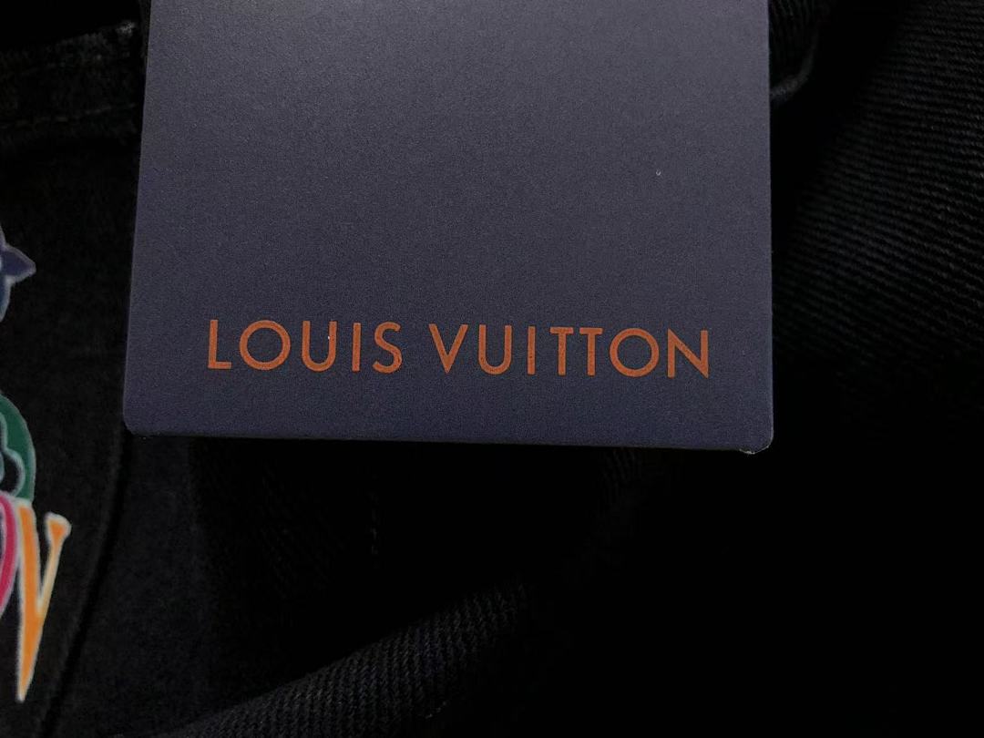 Louis Vuitton 195 L⭐ - Image 33
