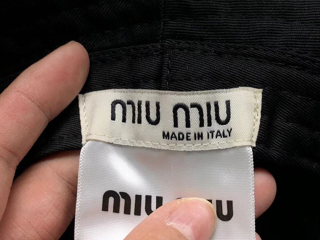 Miu Miu 78 M⭐U - Image 19