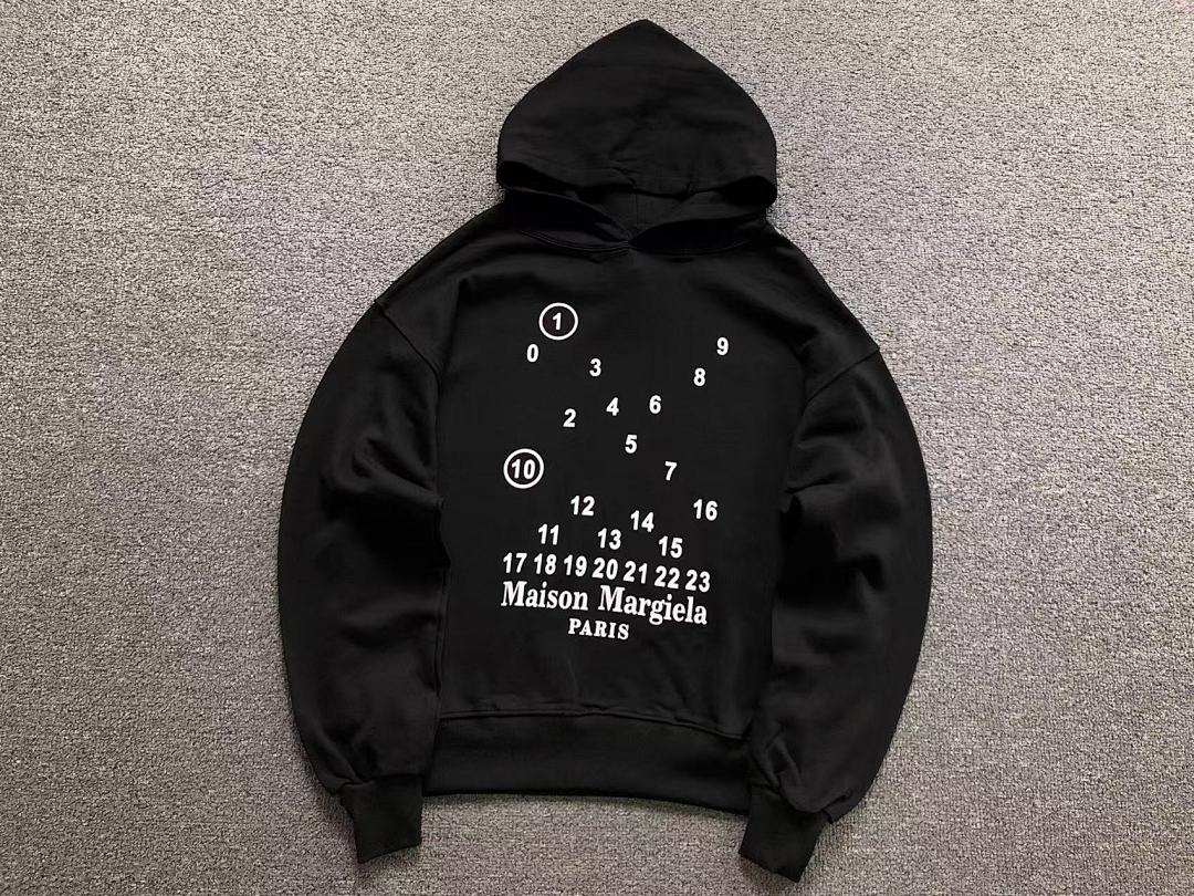 On Running 138 MAISON MARGIELA HOODIE 511621162 (Im 170Cm 60Kg I Wear Size M In The Phot) - Image 5