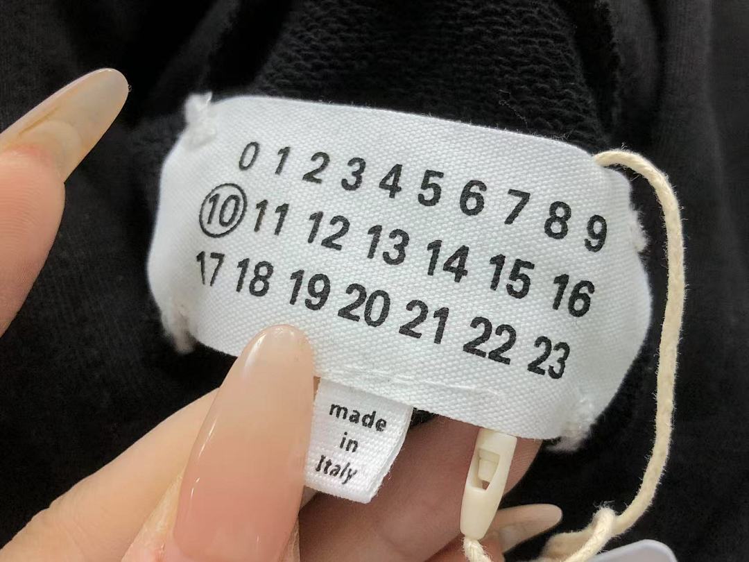 On Running 138 MAISON MARGIELA HOODIE 521714162 (Im 170Cm 60Kg I Wear Size 44 In The Phot) - Image 18