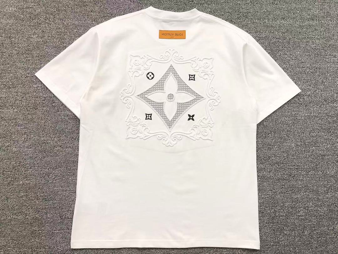 Louis Vuitton 118 L⭐ T-SHIRT 3207300220 (Im 170Cm 60Kg I Wear Size L In The Phot) - Image 7