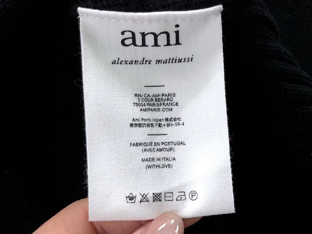 AMI 178 AMI SWEATER 4120201135 (Im 170Cm 60Kg I Wear Size XS In The Phot) - Image 25