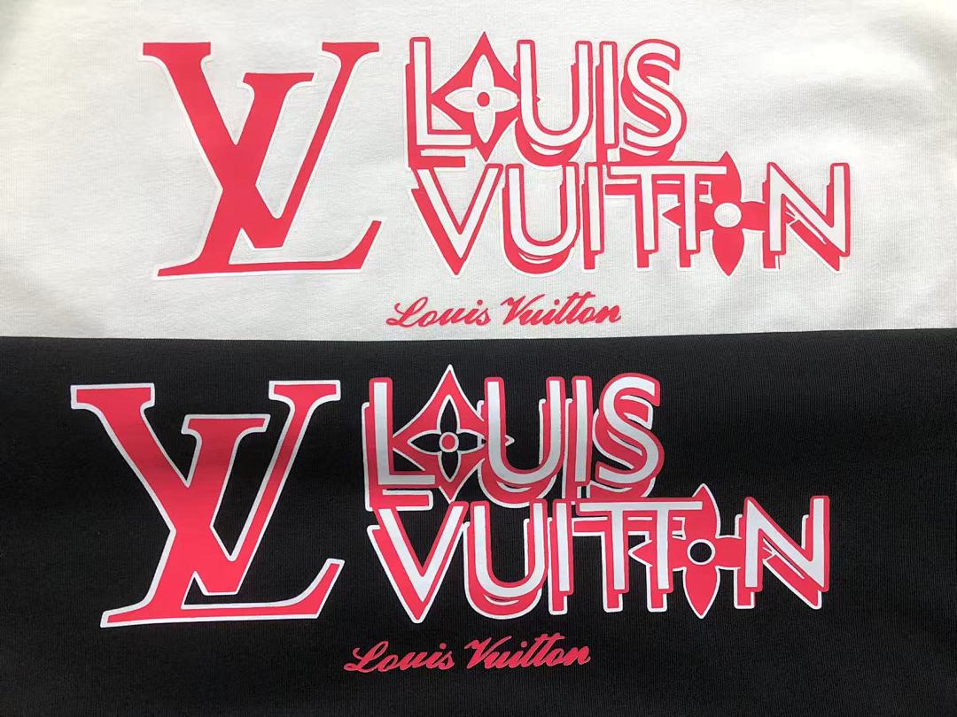 Louis Vuitton 158 L⭐ T-SHIRT 22040362001 (Im 170Cm 60Kg I Wear Size XS In The Phot) - Image 12