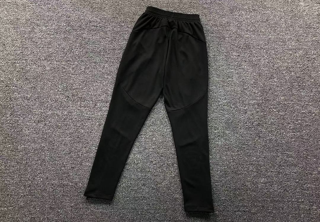Chanel 135 FOOTBALL LONG SLEEVED TROUSERS - Image 27