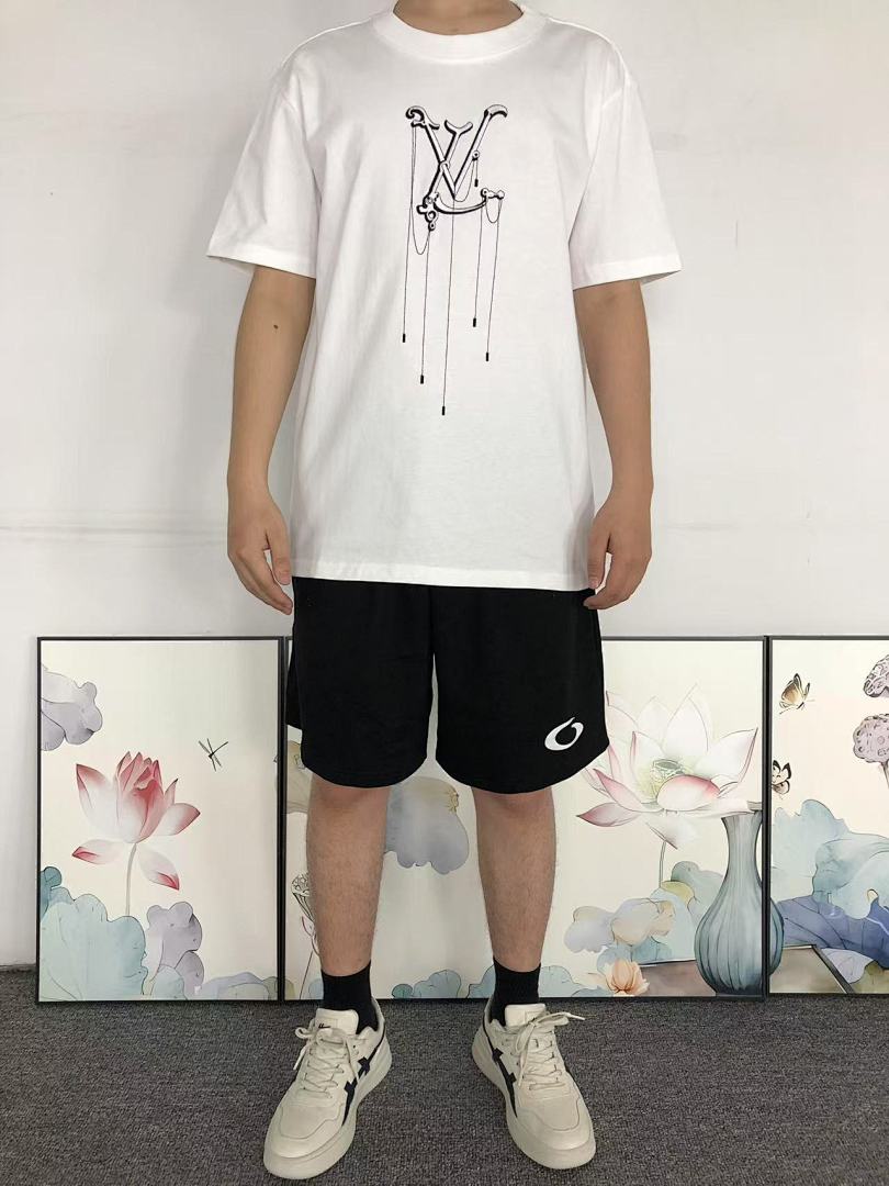 Louis Vuitton 115 L⭐ T-SHIRT 1106133360 (Im 170Cm 60Kg I Wear Size S In The Phot) - Image 3