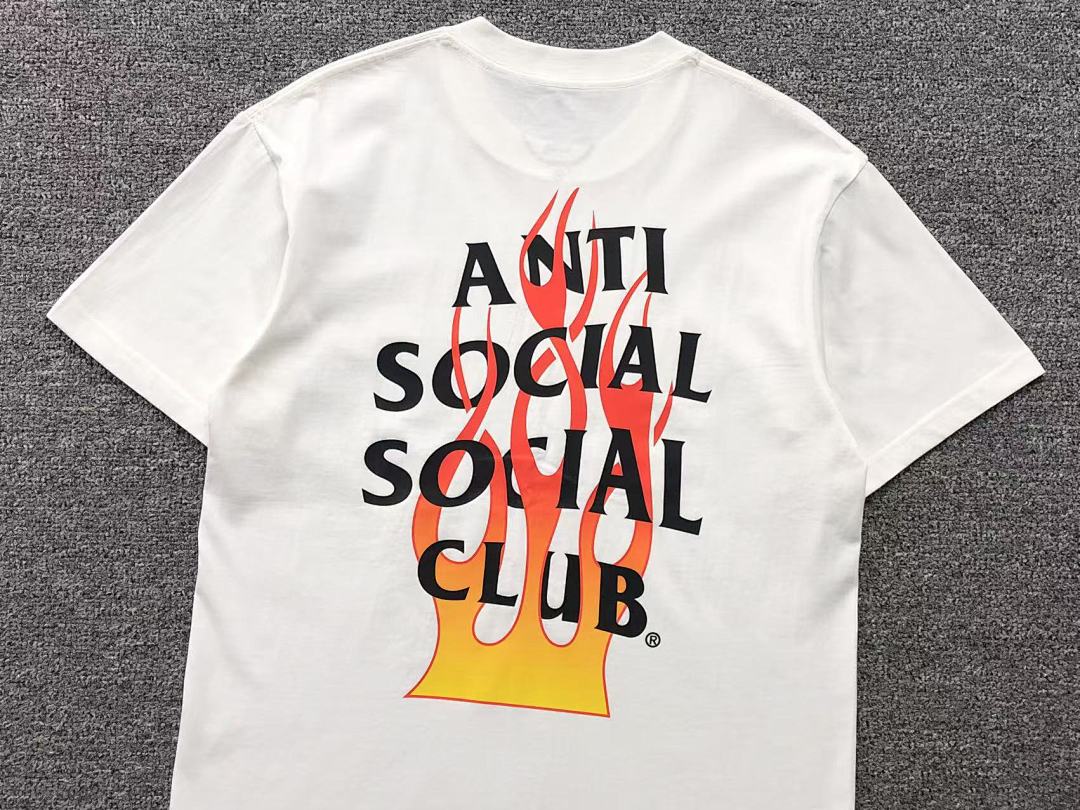 Christian Louboutin 85 ANTI SOCIAL CLUB T-SHIRT 111043502 (Im 170Cm 57Kg I Wear Size M In The Phot) - Image 14
