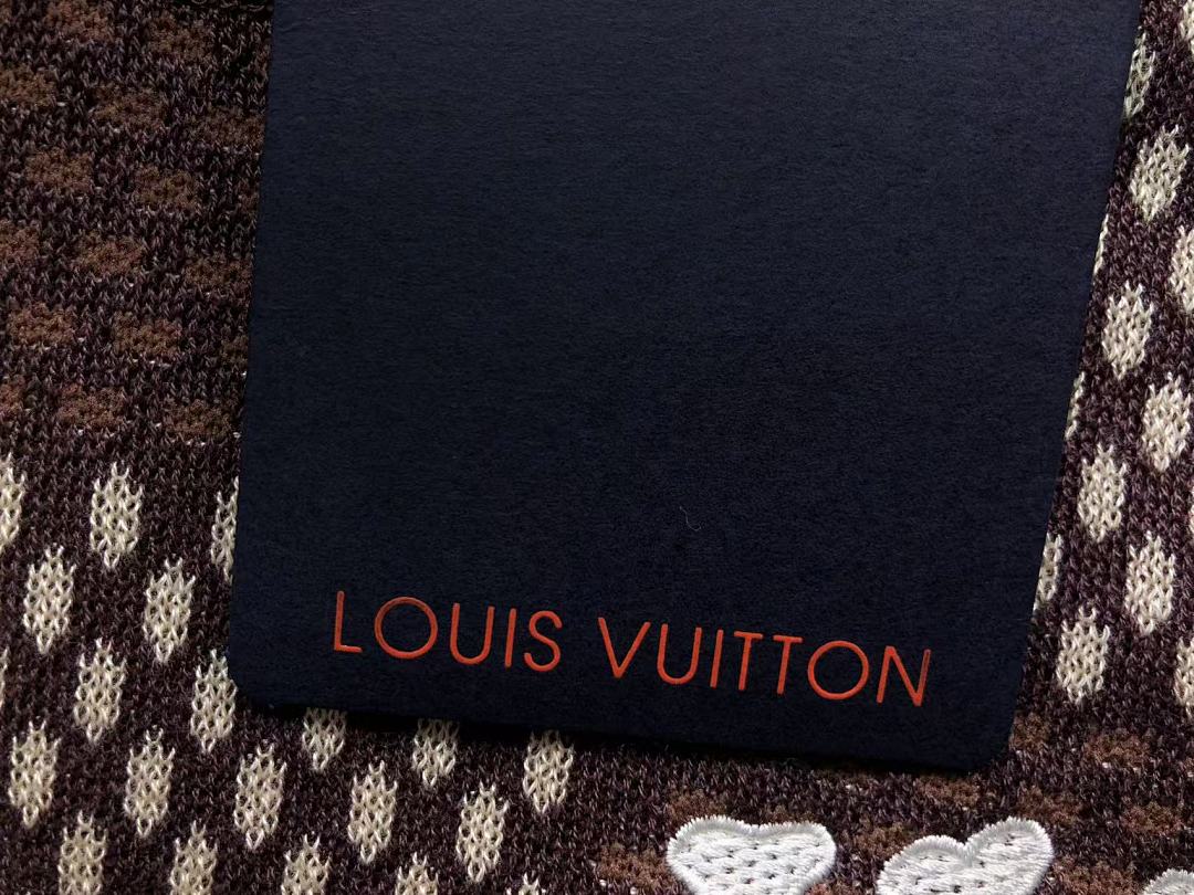 Louis Vuitton 188 L⭐ T-SHIRT 213032621 (Im 170Cm 55Kg I Wear Size L In The Phot) - Image 13