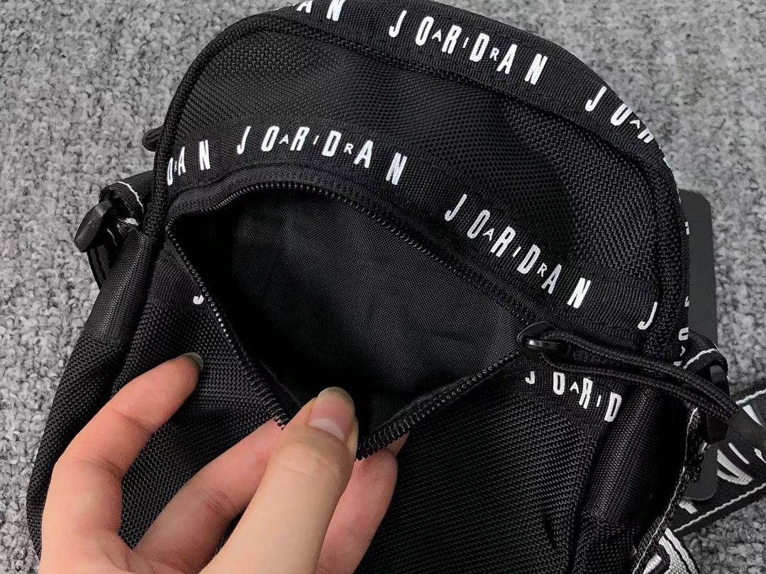 Air Jordan 68 A⭐R J⭐R⭐AN BAG 19020866 (Long 16CM* Wide 5CM* High 21CM) - Image 10