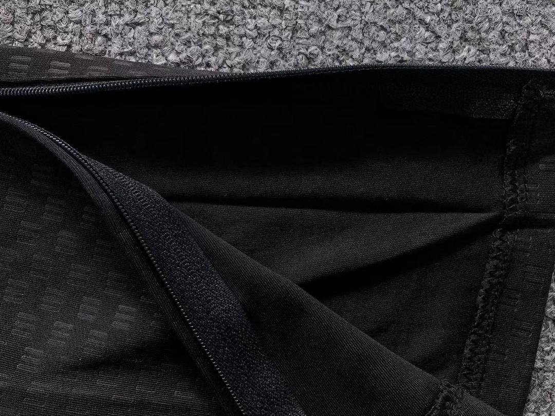Chanel 135 FOOTBALL LONG SLEEVED TROUSERS - Image 26