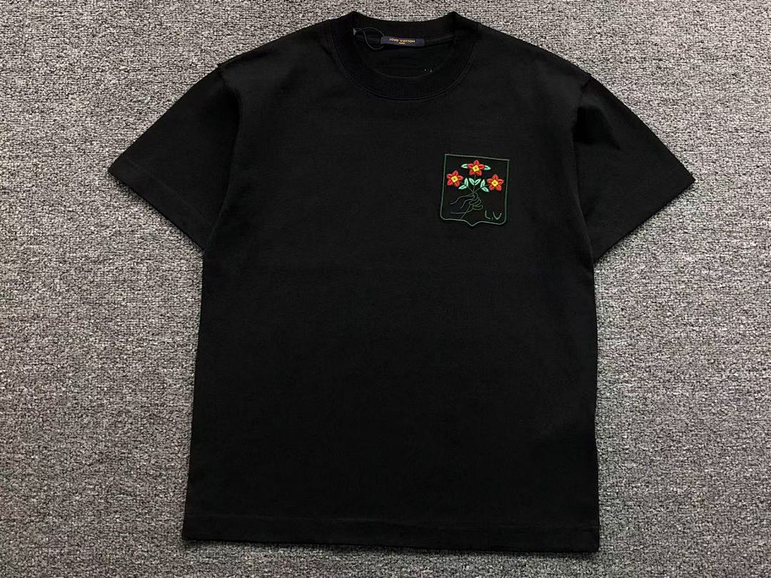 Louis Vuitton 95 L⭐ T-SHIRT 57112681 (Im 170Cm 60Kg I Wear Size S In The Phot) - Image 7