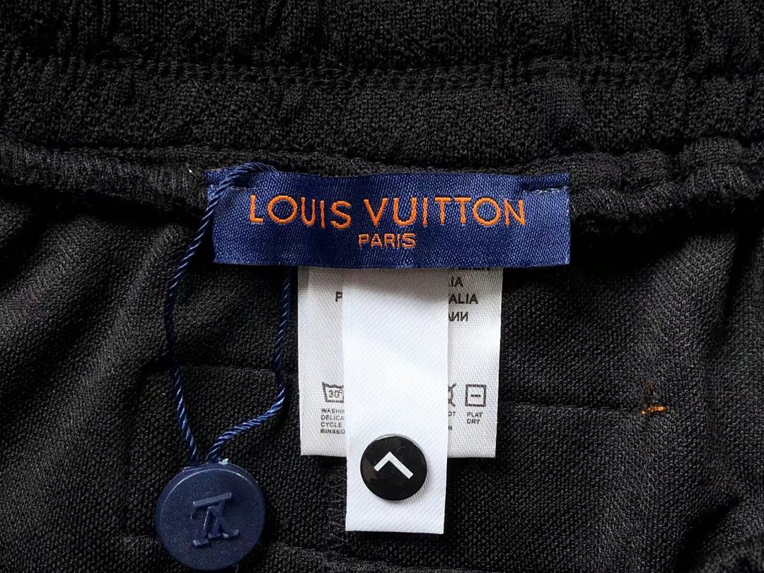 Louis Vuitton 115 L⭐ - Image 20