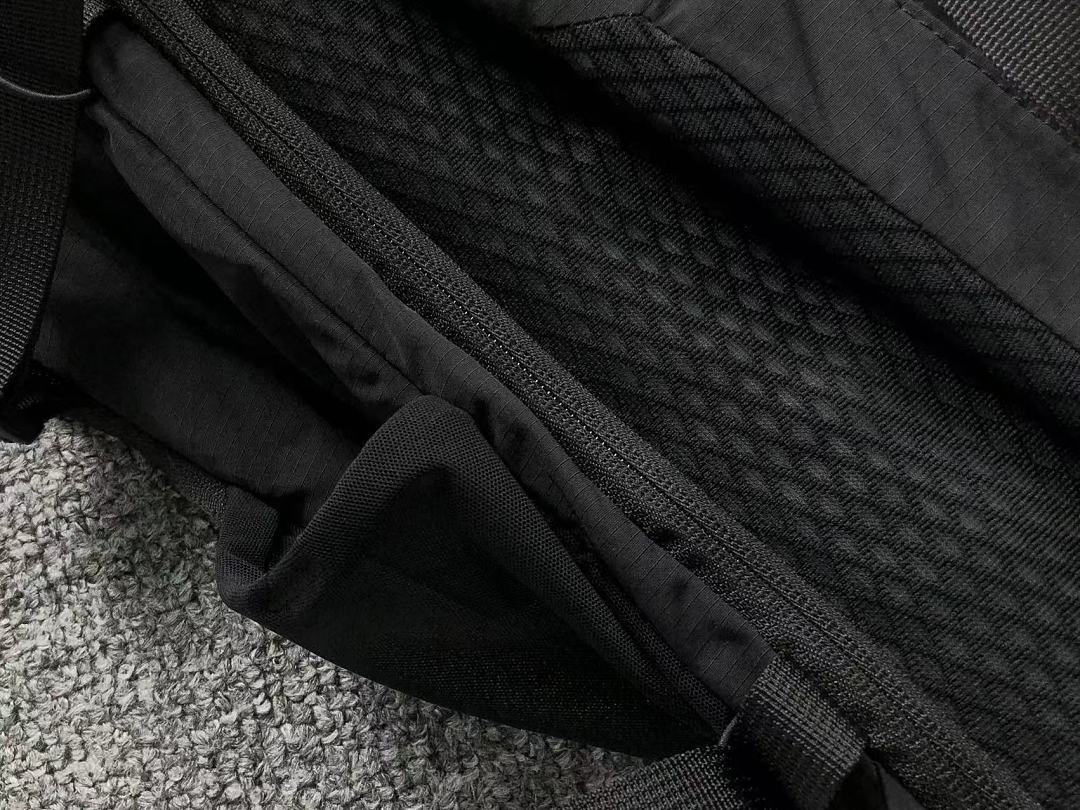 On Running 288 ON BAG 3205081223 (Long 28CM* Wide 15CM* High 48CM) - Image 28