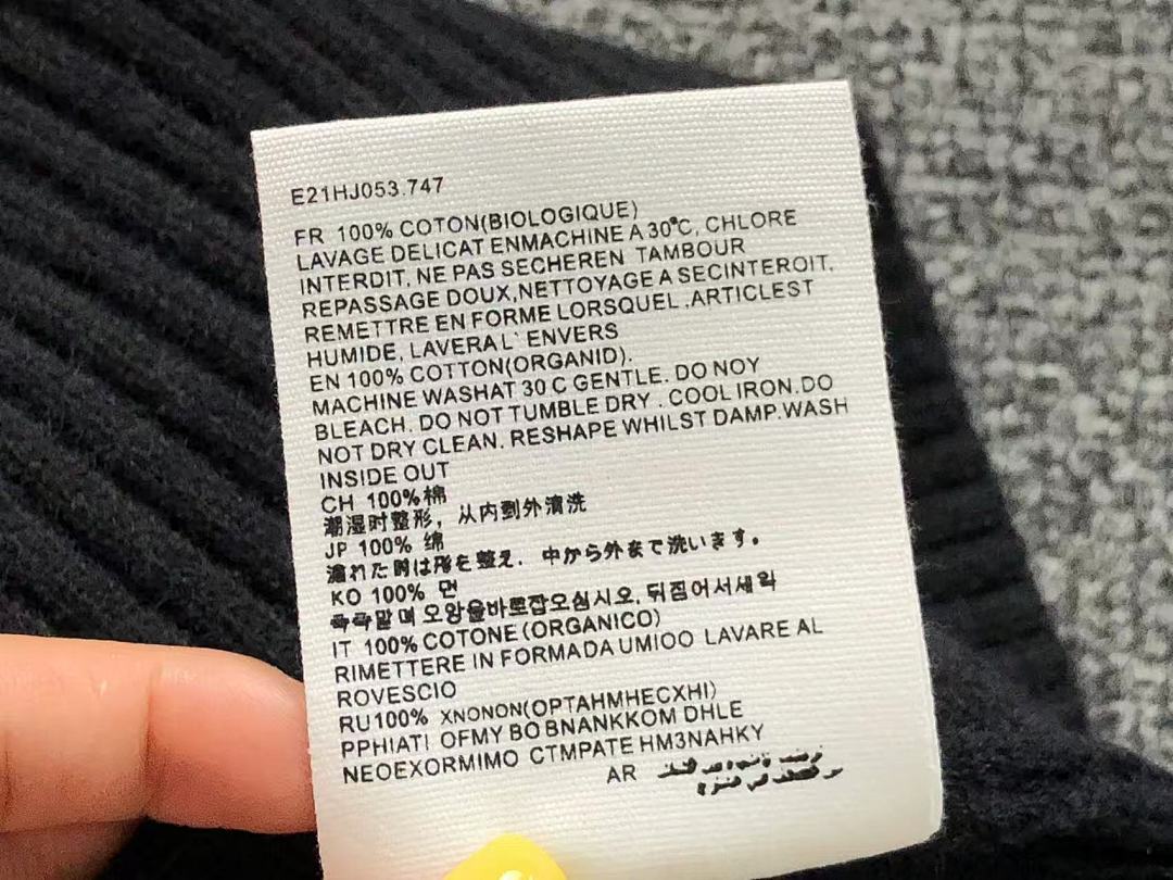AMI 168 AMI SWEATER 21101008125 (Im 170Cm 60Kg I Wear Size M In The Phot) - Image 27